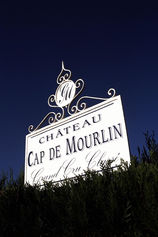 Château Cap de Mourlin Sign in the vineyard -